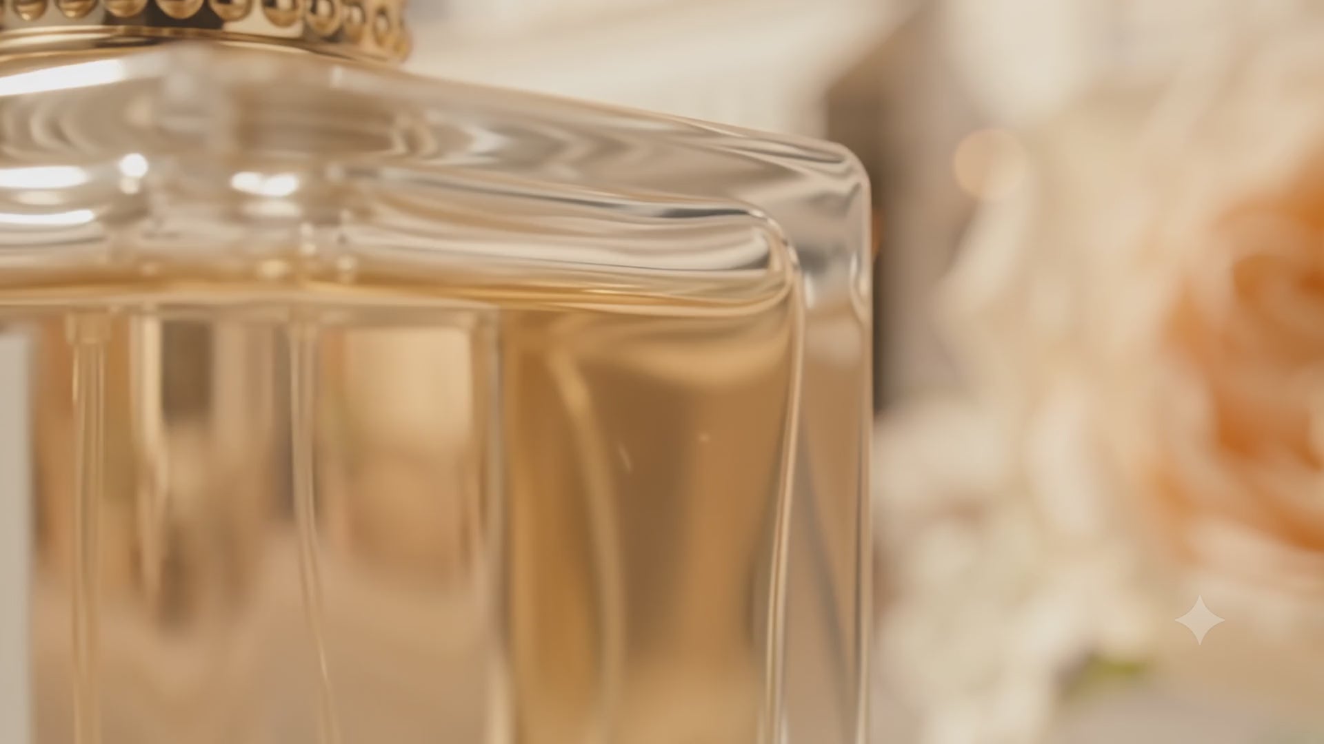 RUVEÉ Bloom Parfum for women video